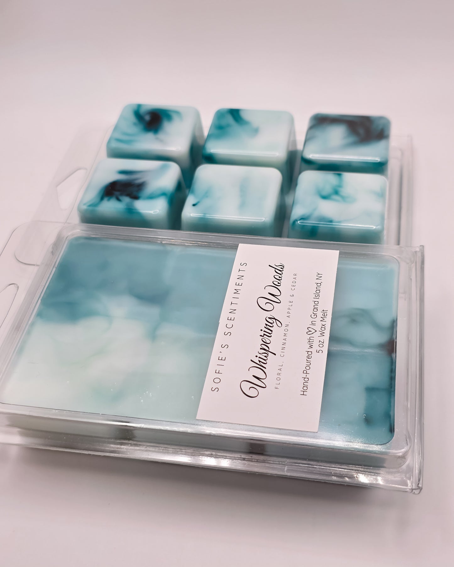 Whispering Woods – 5 oz Fall Wax Melt | Floral, Cinnamon, Apple & Cedar